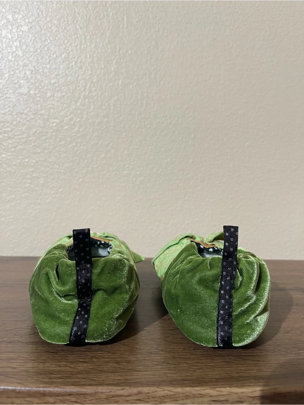 Goody chic green